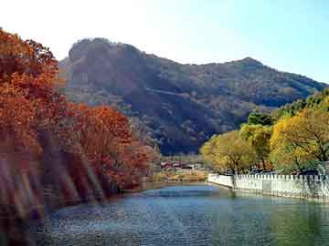 浙江天台独家播报，往年12月14日深秋初冬天气预报，阳光与微风的交织时刻